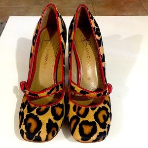 B Makowsky leopard print heels size 7